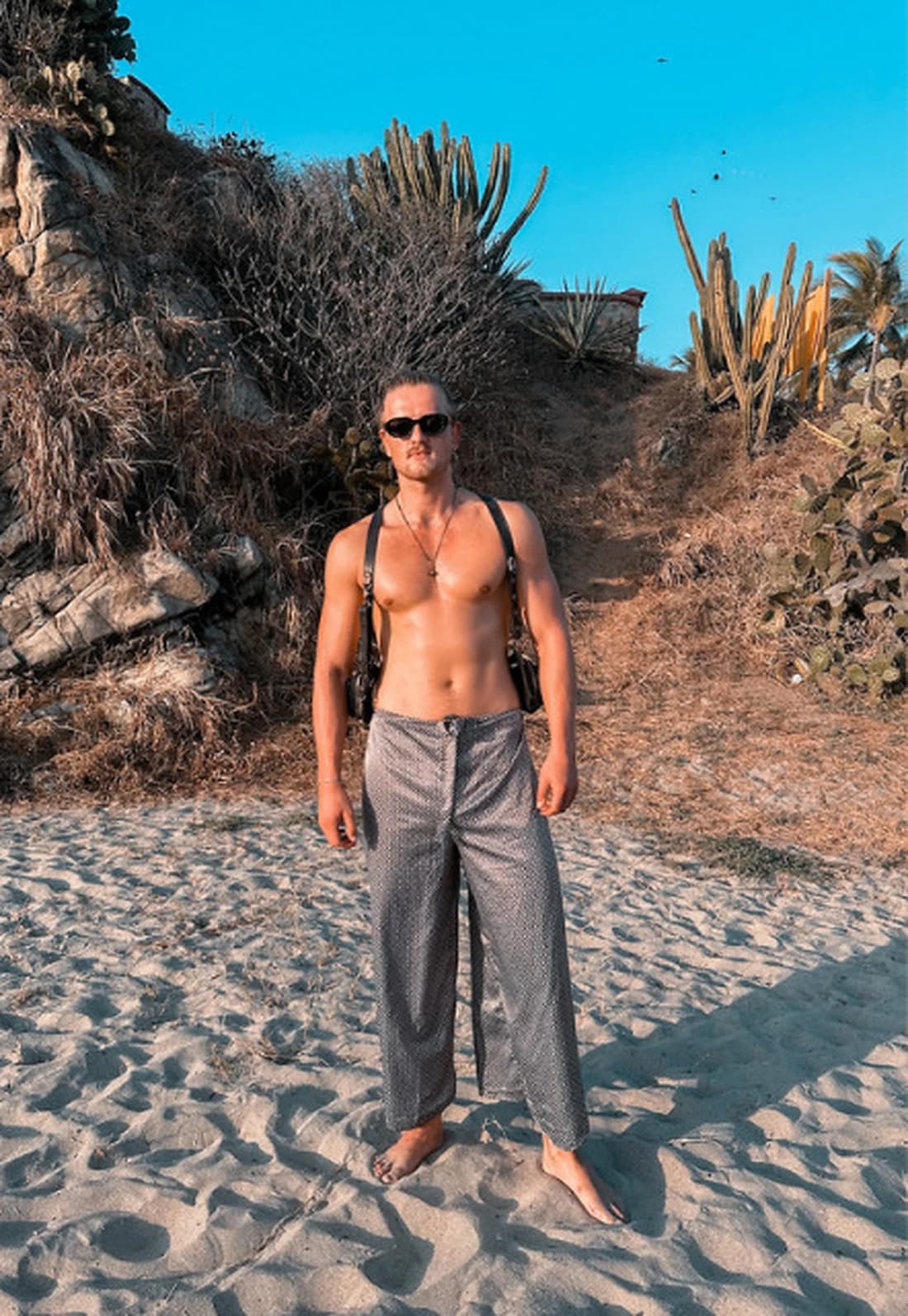 2CC — wide-leg beach pants